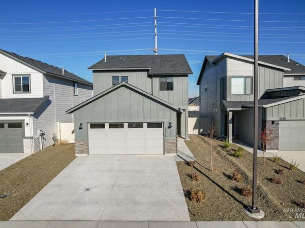 6751 W Redwood Creek Dr, Meridian, ID 83646