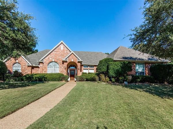 700 Essex Court, Southlake, TX 76092