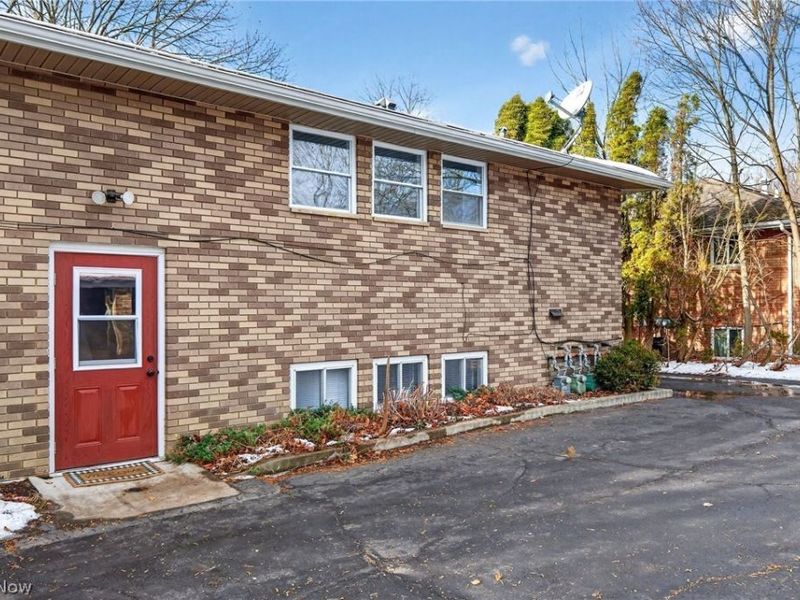 211 Buffington Road, Fairlawn, OH 44333 Photo 5