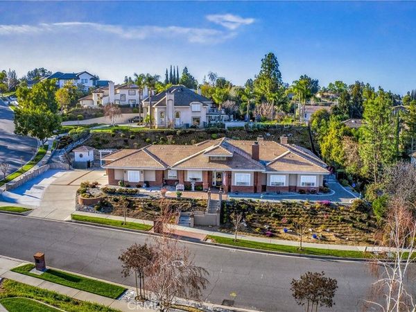 748 La Solana Drive, Redlands, CA 92373