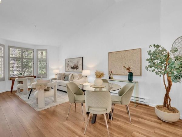 260 260 Caldecott, Unit 314, Oakland, CA 94618