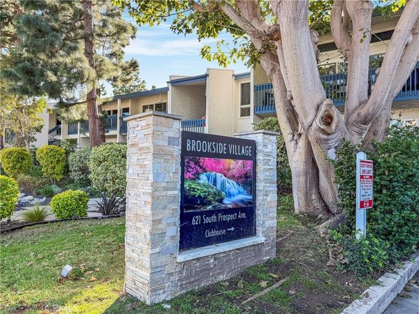 601 S Prospect, Unit 103, Redondo Beach, CA 90277