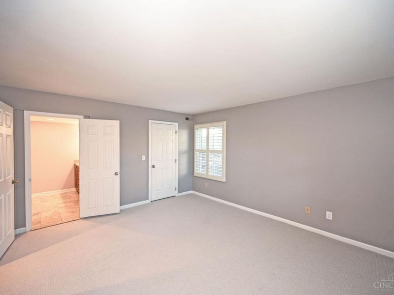 6321 Eagles Lake Drive, Unit 19, Cincinnati, OH 45248 Photo 23