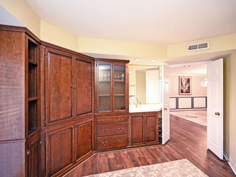 6321 Eagles Lake Drive, Unit 19, Cincinnati, OH 45248 Photo 30