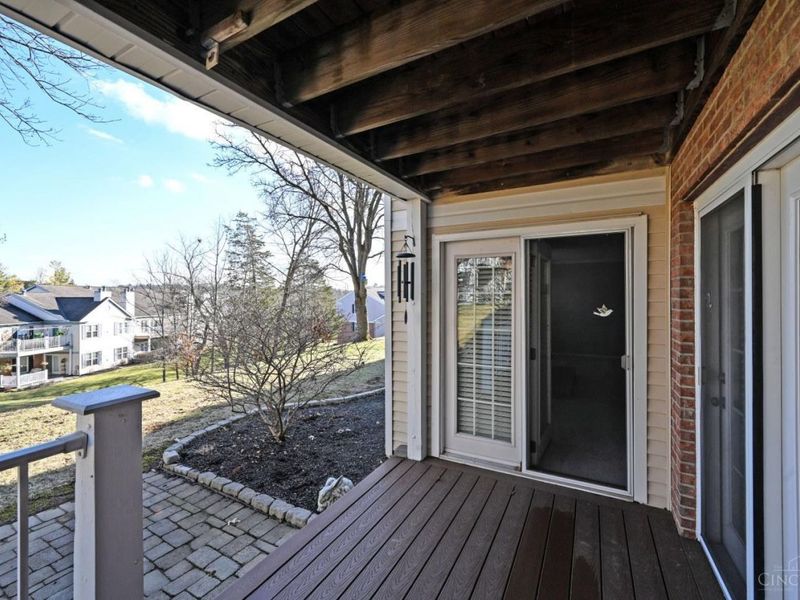6321 Eagles Lake Drive, Unit 19, Cincinnati, OH 45248 Photo 34
