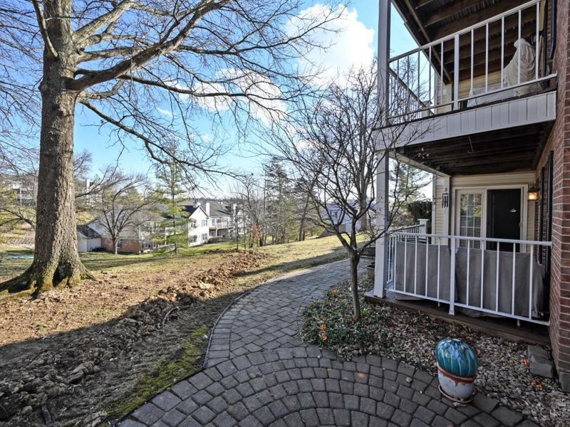 6321 Eagles Lake Drive, Unit 19, Cincinnati, OH 45248 Photo 36
