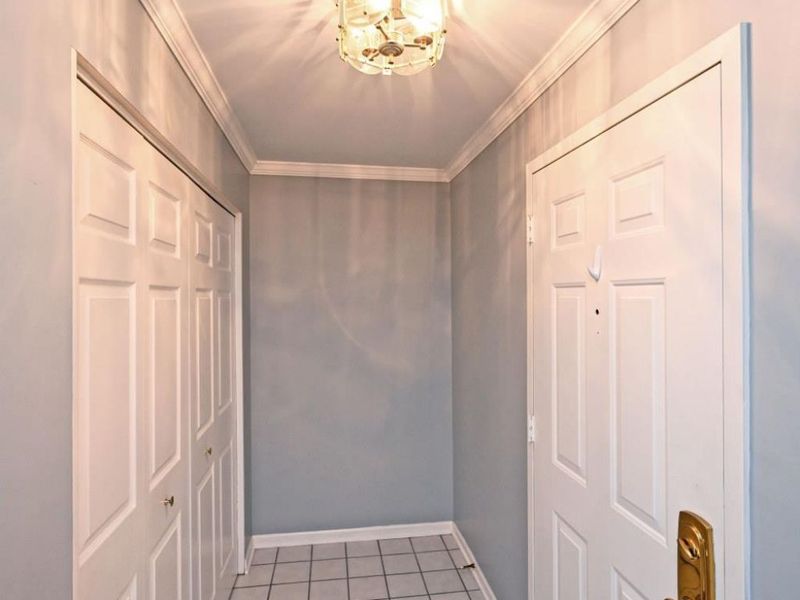 6321 Eagles Lake Drive, Unit 19, Cincinnati, OH 45248 Photo 6