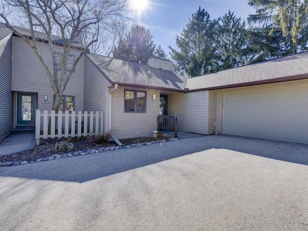 9 Oak Grove Drive, Madison, WI 53717