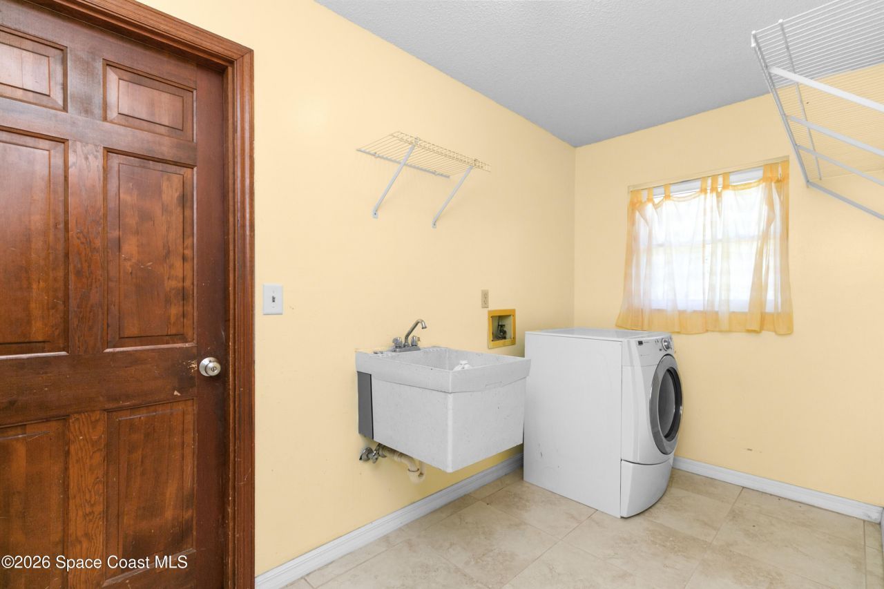 3750 Hidden Hills Drive, Titusville, FL 32796 Photo