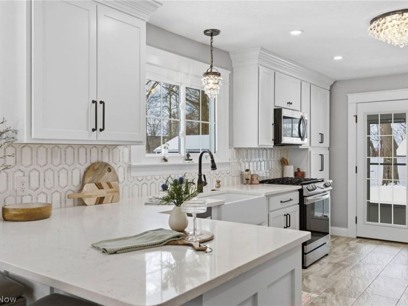 37607 Euclid Avenue, Willoughby, OH 44094 Photo 10