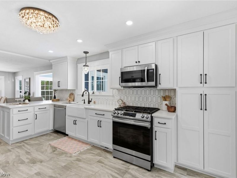 37607 Euclid Avenue, Willoughby, OH 44094 Photo 12