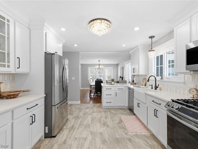 37607 Euclid Avenue, Willoughby, OH 44094 Photo 13