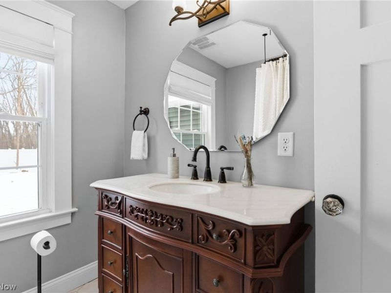 37607 Euclid Avenue, Willoughby, OH 44094 Photo 30