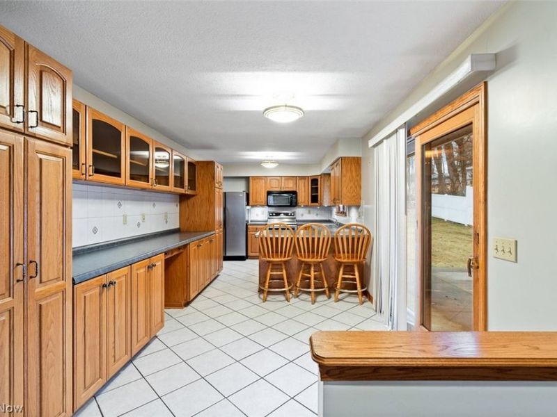 11121 Lafayette Drive NW, Canal Fulton, OH 44614 Photo 9