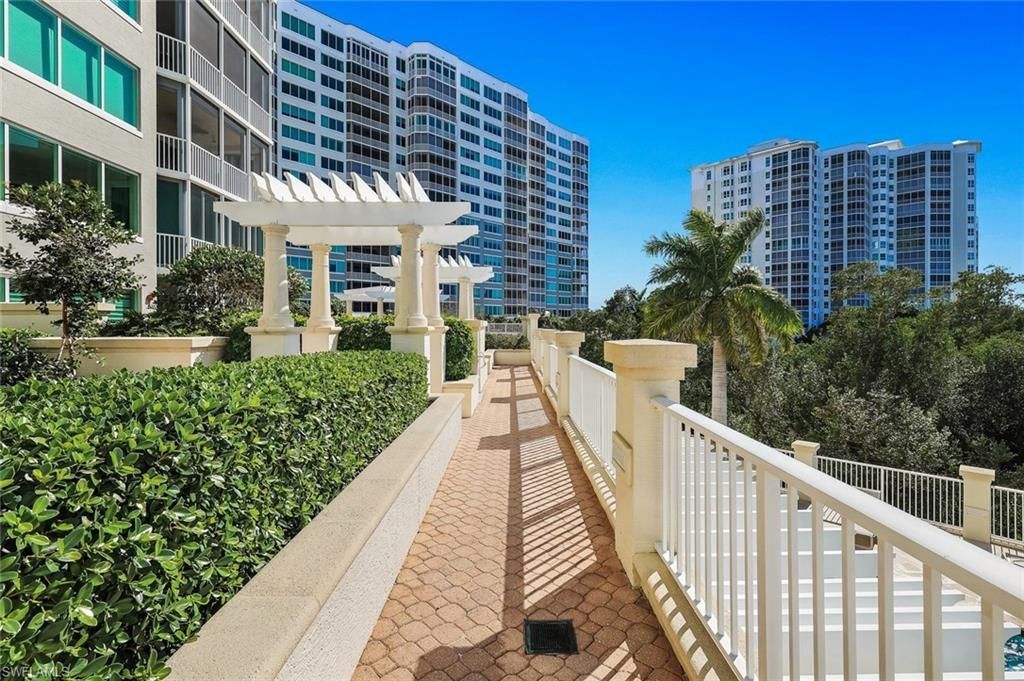 265 Indies Way, Unit T02, Naples, FL 34110 Photo