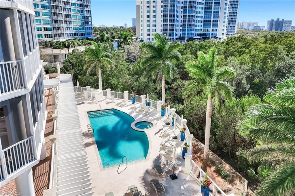 265 Indies Way, Unit T02, Naples, FL 34110 Photo