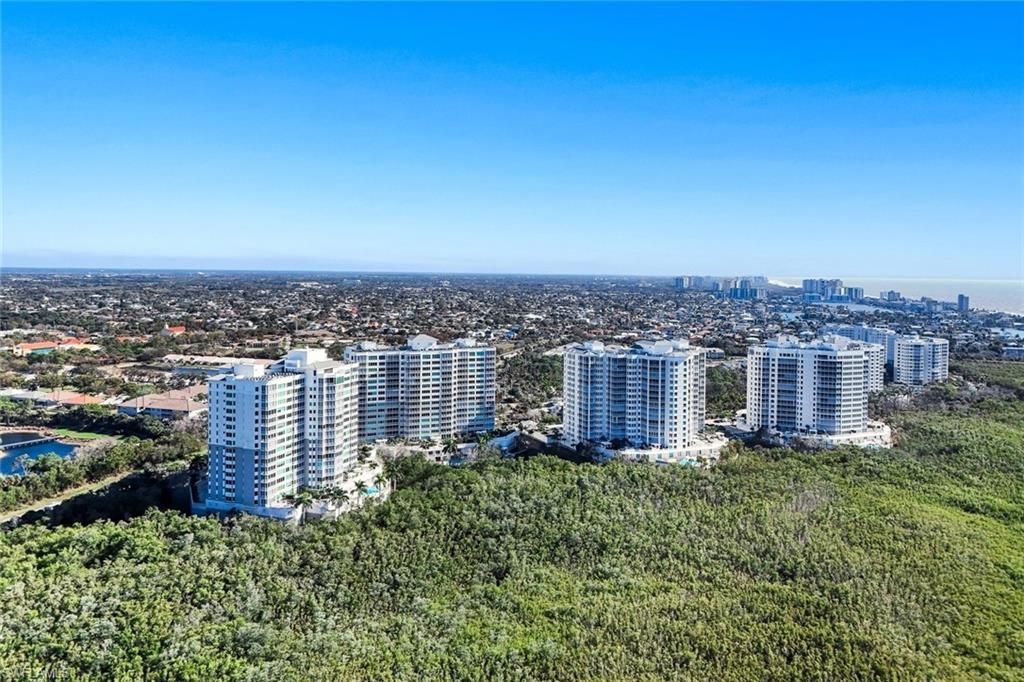 265 Indies Way, Unit T02, Naples, FL 34110 Photo