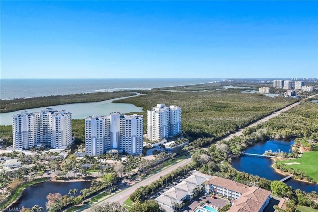 265 Indies Way, Unit T02, Naples, FL 34110 Photo