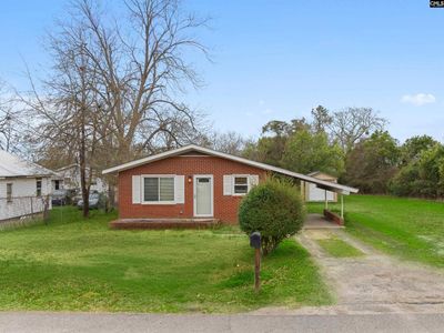 106 Buyck Street , St. Matthews, SC 29135