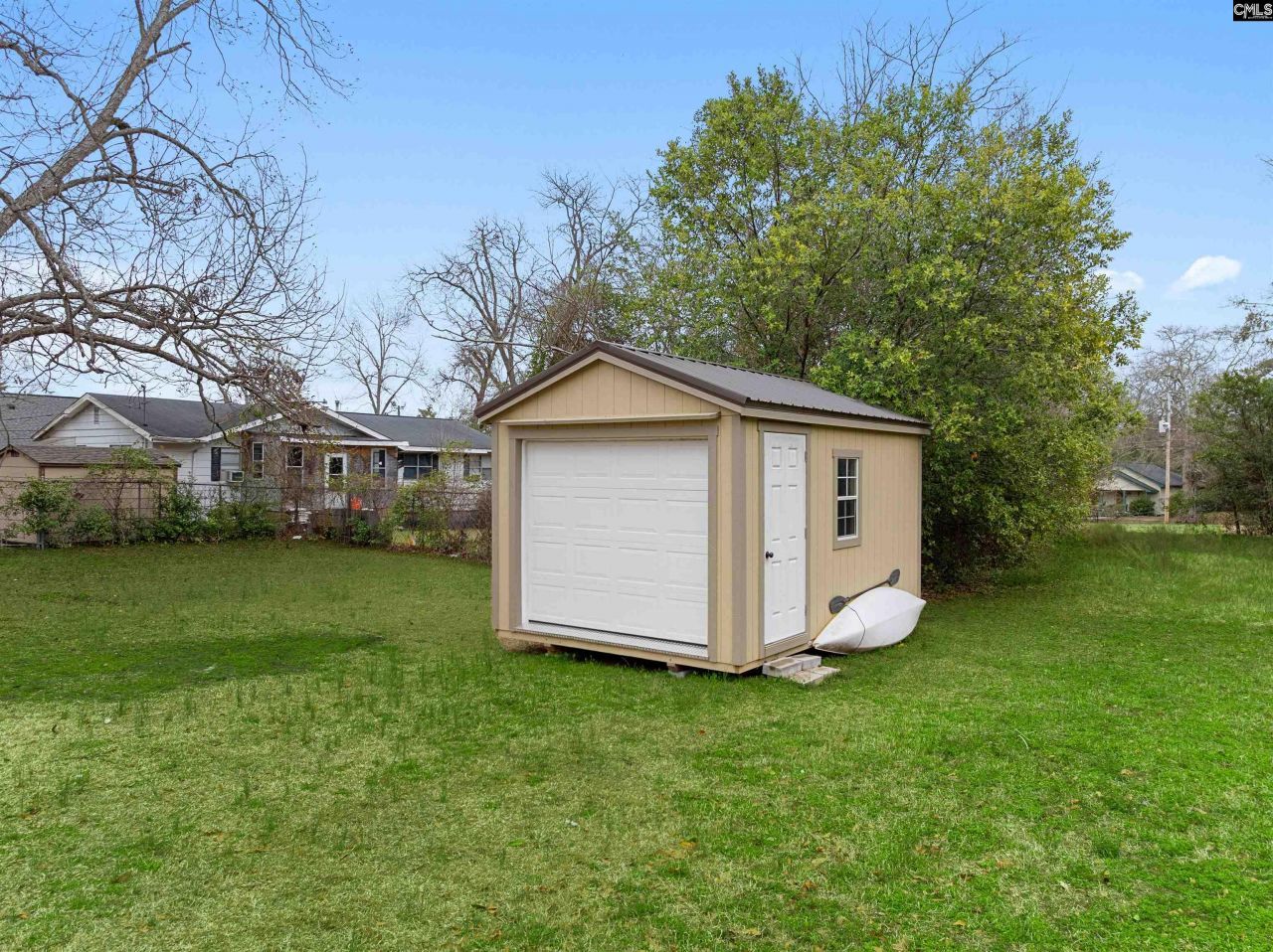 106 Buyck Street  Photo 11