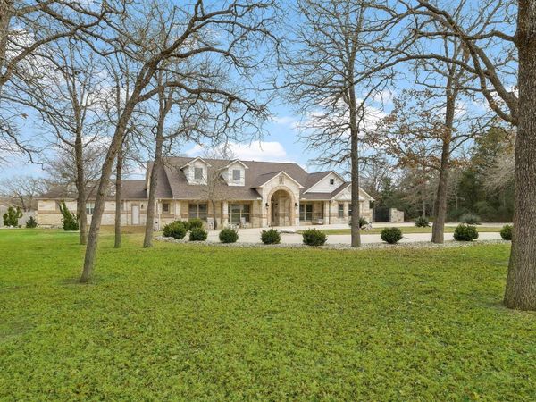 105 Old Settlers DR, Bastrop, TX 78602