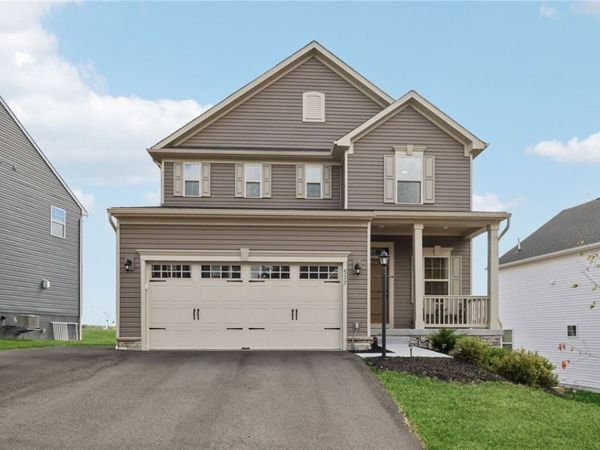 517 Blake Dr., Zelienople, PA 16063