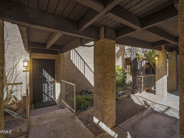 7402 E CAREFREE Drive, Unit 209, Carefree, AZ 85377