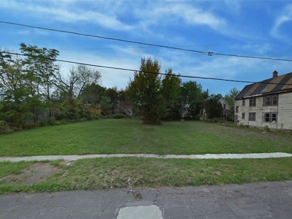 222 Pershing Avenue, Buffalo, NY 14208