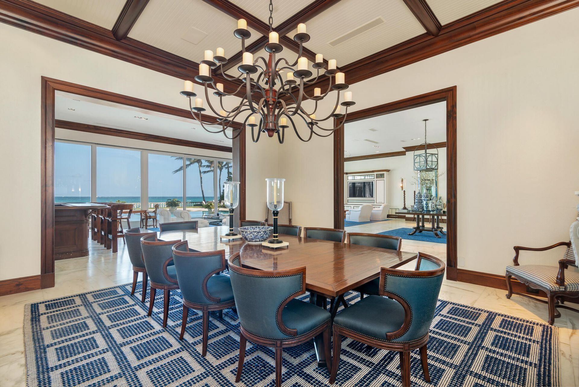 5 Via Los Incas, Palm Beach, FL 33480 Photo