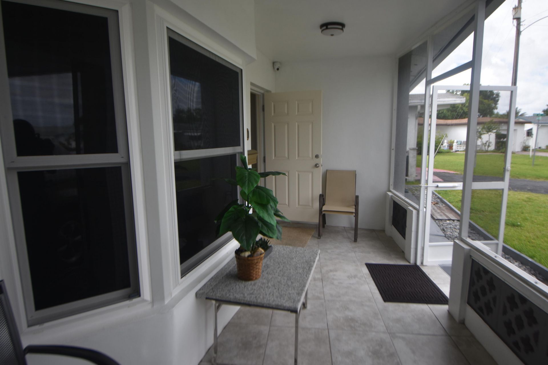 4250 NW 49th Terrace, Lauderdale Lakes, FL 33319 Photo