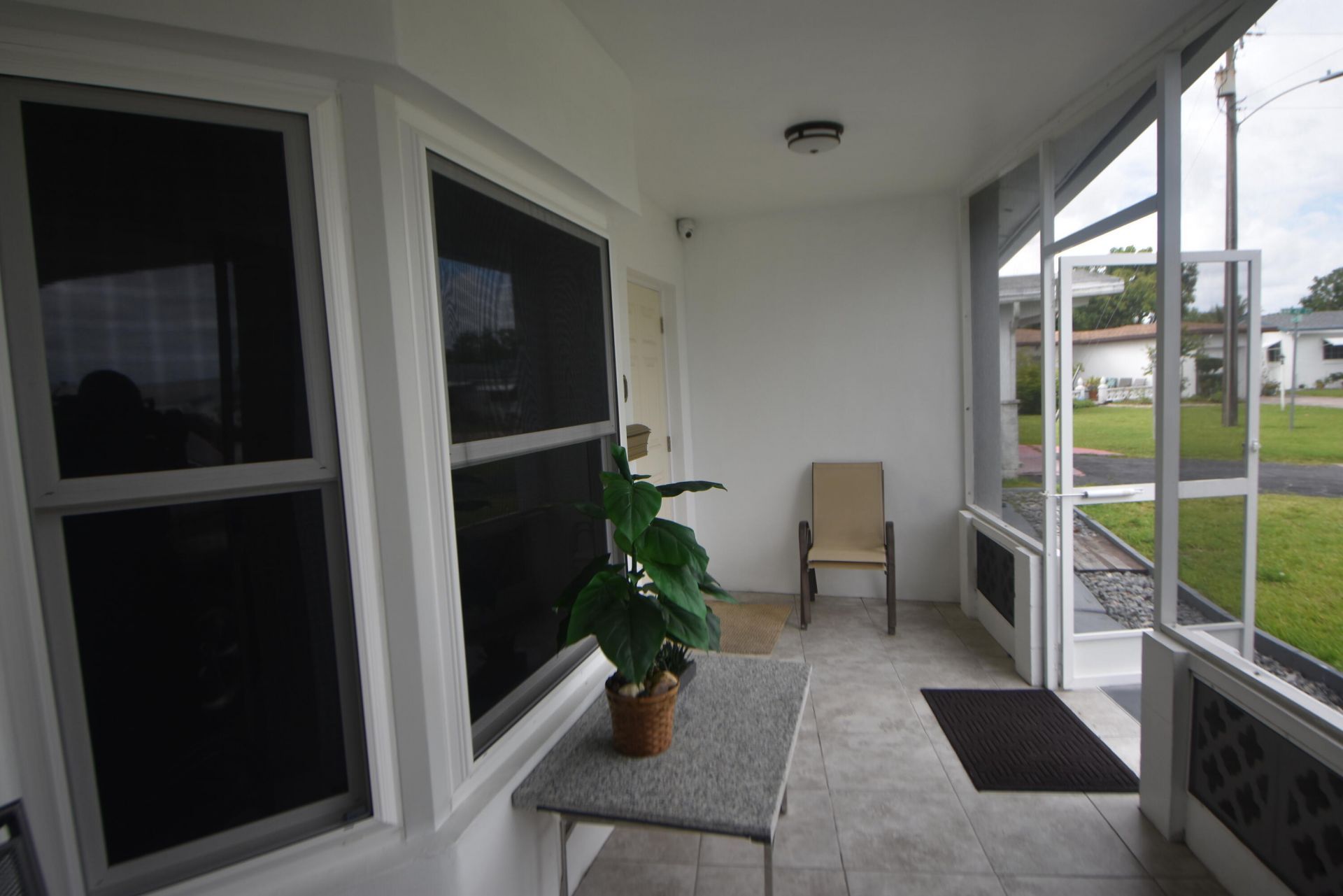 4250 NW 49th Terrace, Lauderdale Lakes, FL 33319 Photo