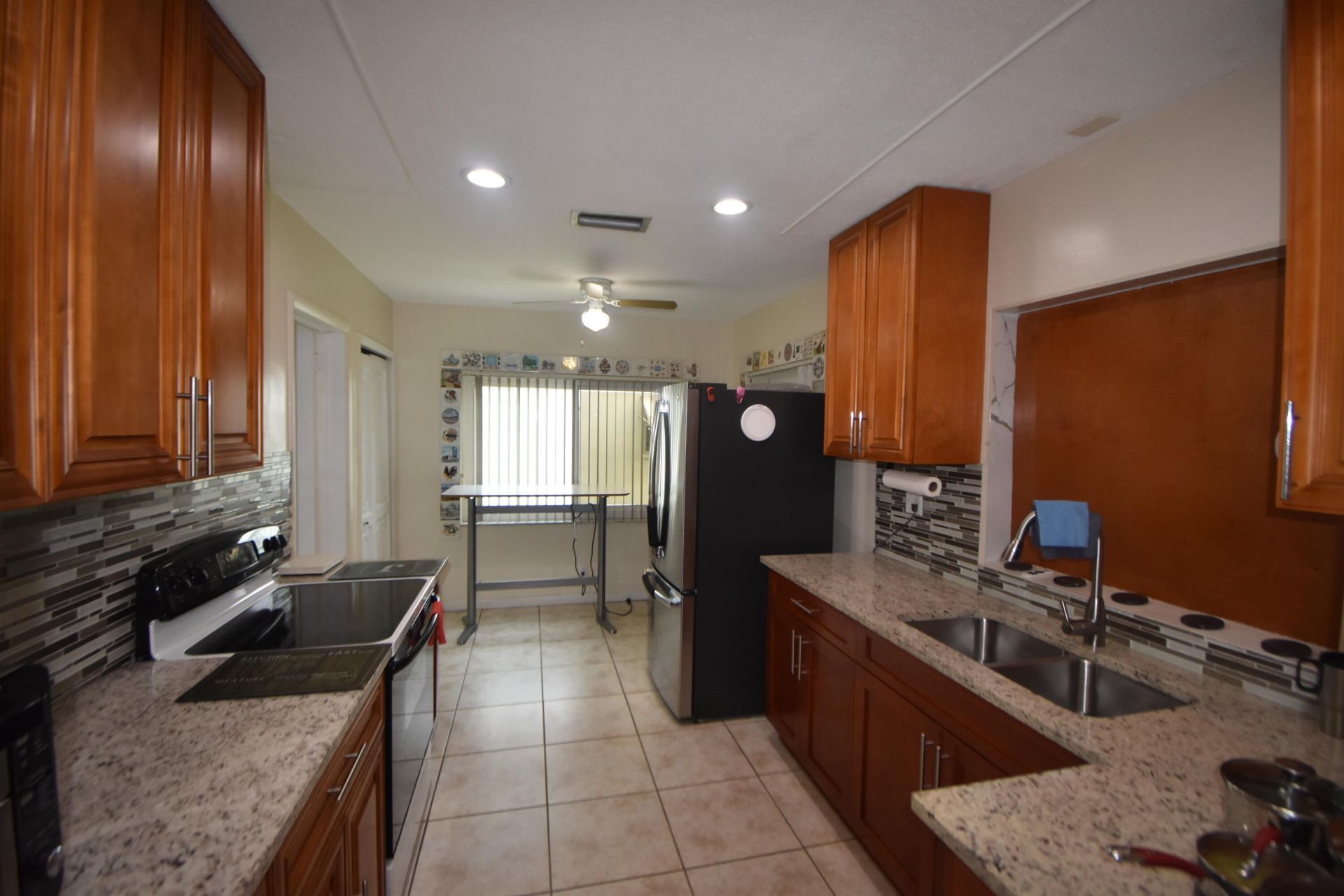 4250 NW 49th Terrace, Lauderdale Lakes, FL 33319 Photo