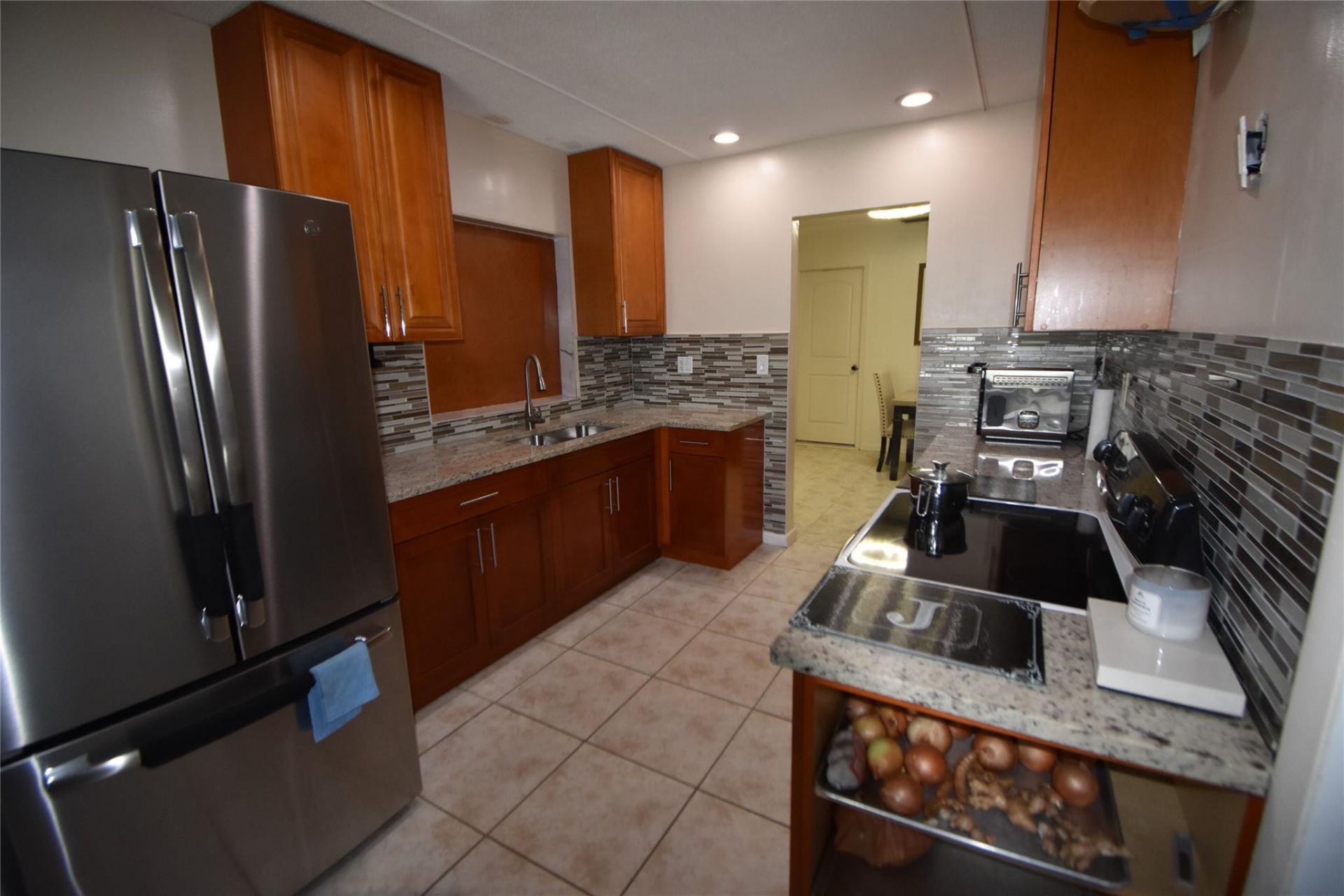 4250 NW 49th Ter, Lauderdale Lakes, FL 33319 Photo