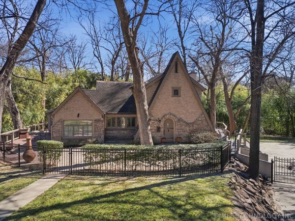 3155 S Rockford Drive, Tulsa, OK 74105