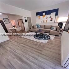 730 12th St, Unit 9, Miami Beach, FL 33139 Photo