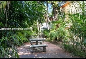 730 12th St, Unit 9, Miami Beach, FL 33139 Photo