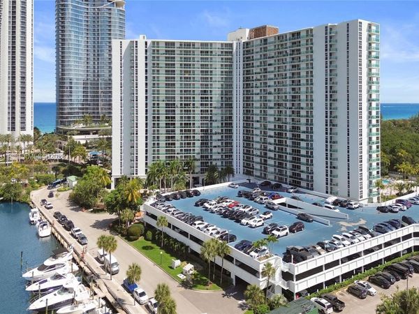 100 Bayview Dr, Unit 603, Sunny Isles Beach, FL 33160