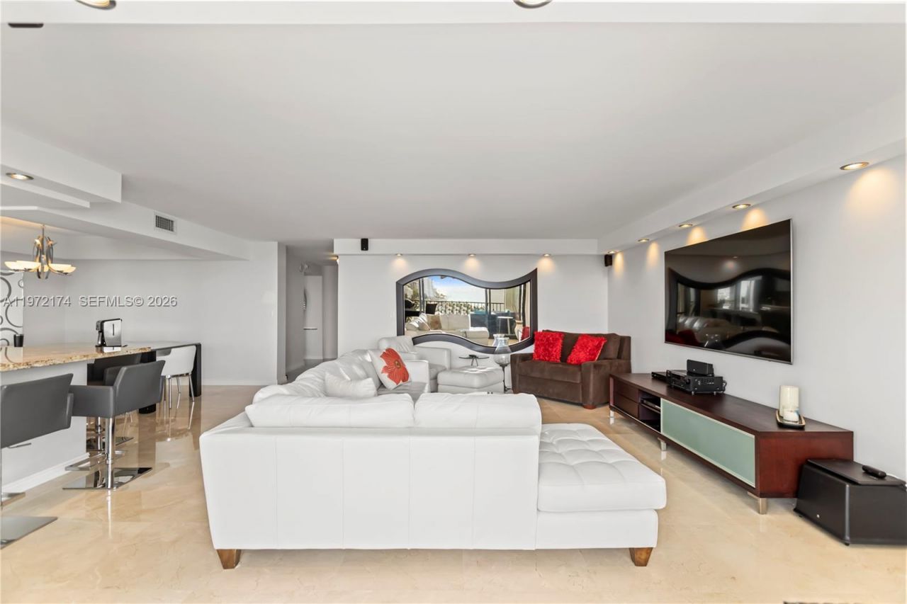 1901 N Ocean Blvd , Unit 15E, Fort Lauderdale, FL 33305 Photo