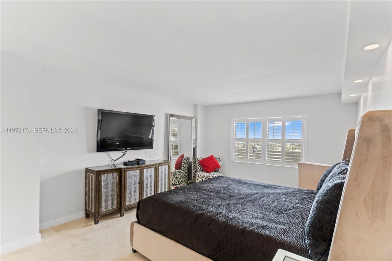 1901 N Ocean Blvd , Unit 15E, Fort Lauderdale, FL 33305 Photo