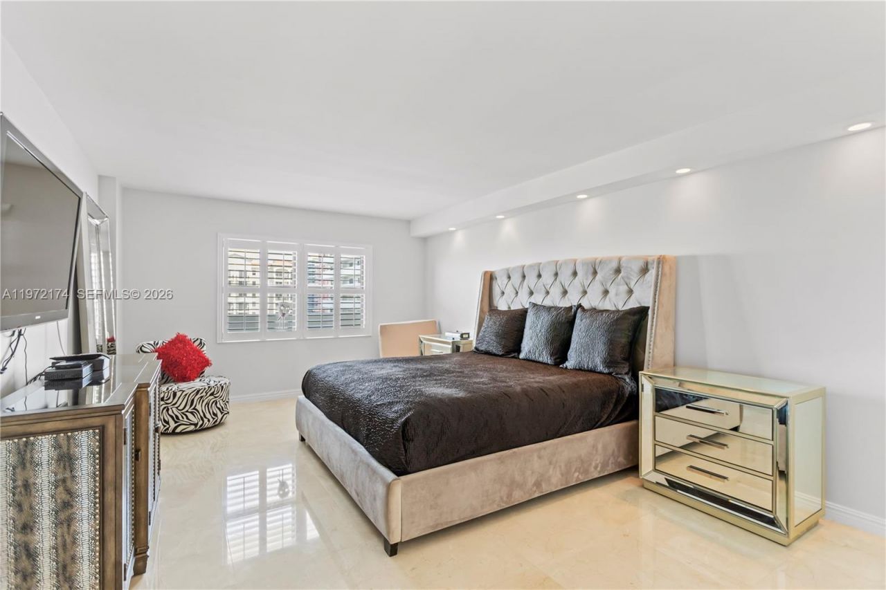 1901 N Ocean Blvd , Unit 15E, Fort Lauderdale, FL 33305 Photo