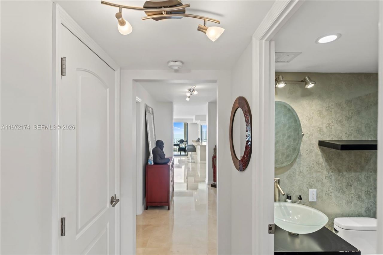 1901 N Ocean Blvd , Unit 15E, Fort Lauderdale, FL 33305 Photo