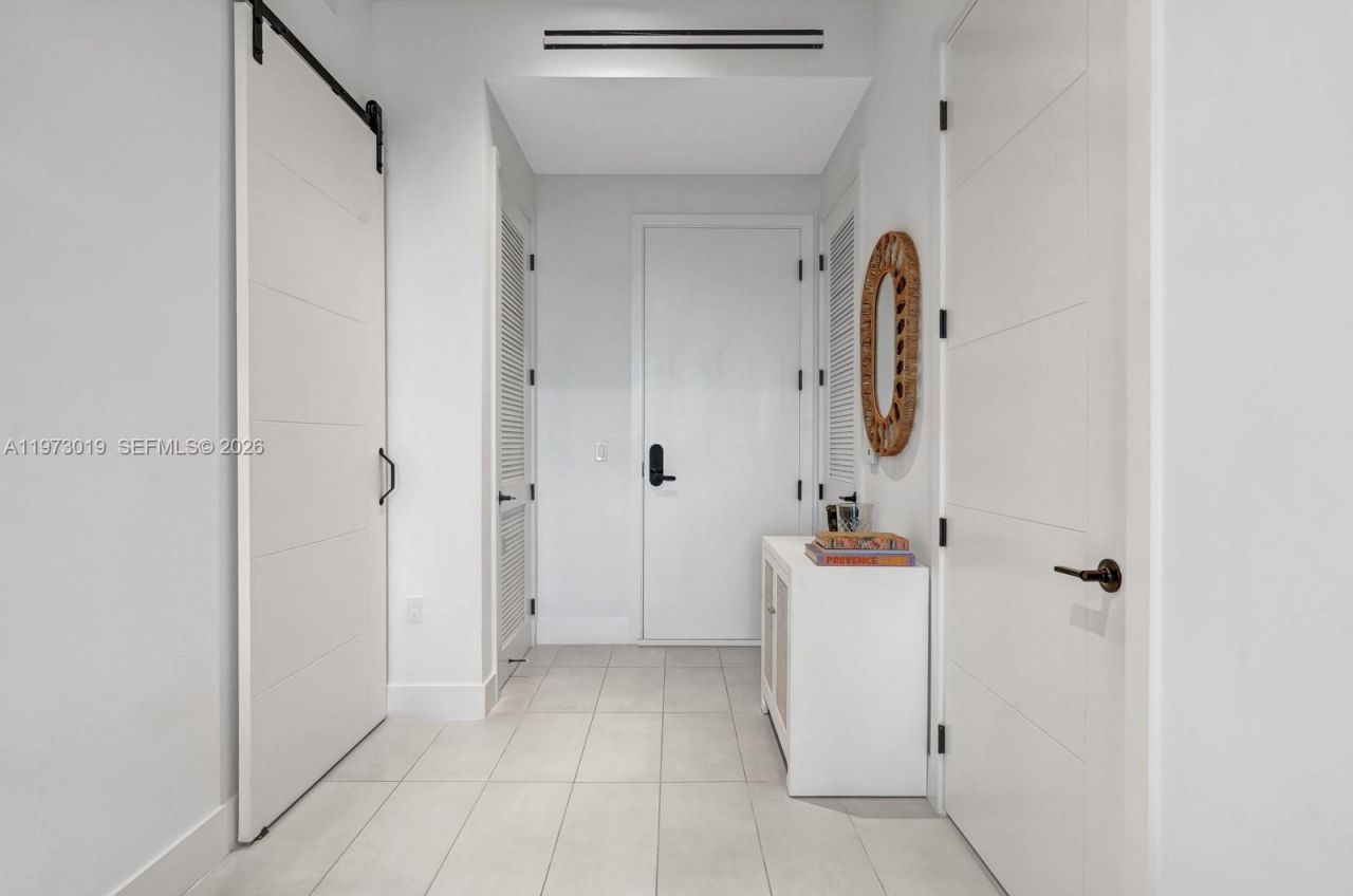 1030 15th St , Unit PH3, Miami Beach, FL 33139 Photo