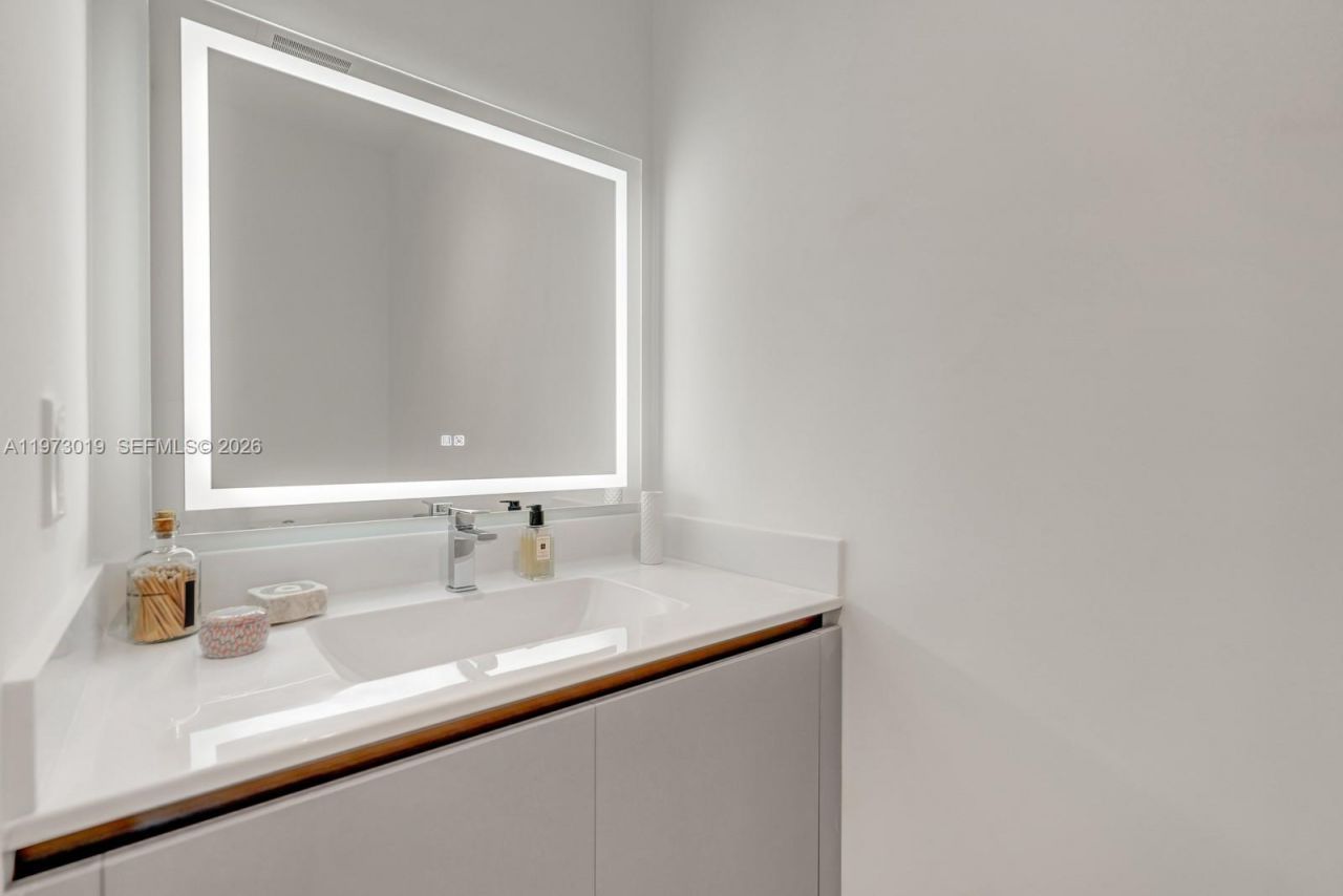 1030 15th St , Unit PH3, Miami Beach, FL 33139 Photo