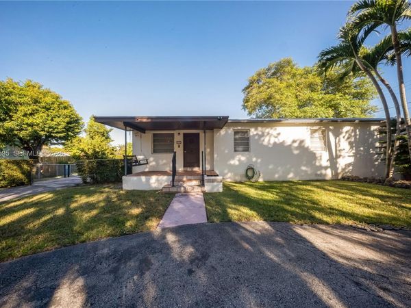2725 SW 82nd Ave, Miami, FL 33155