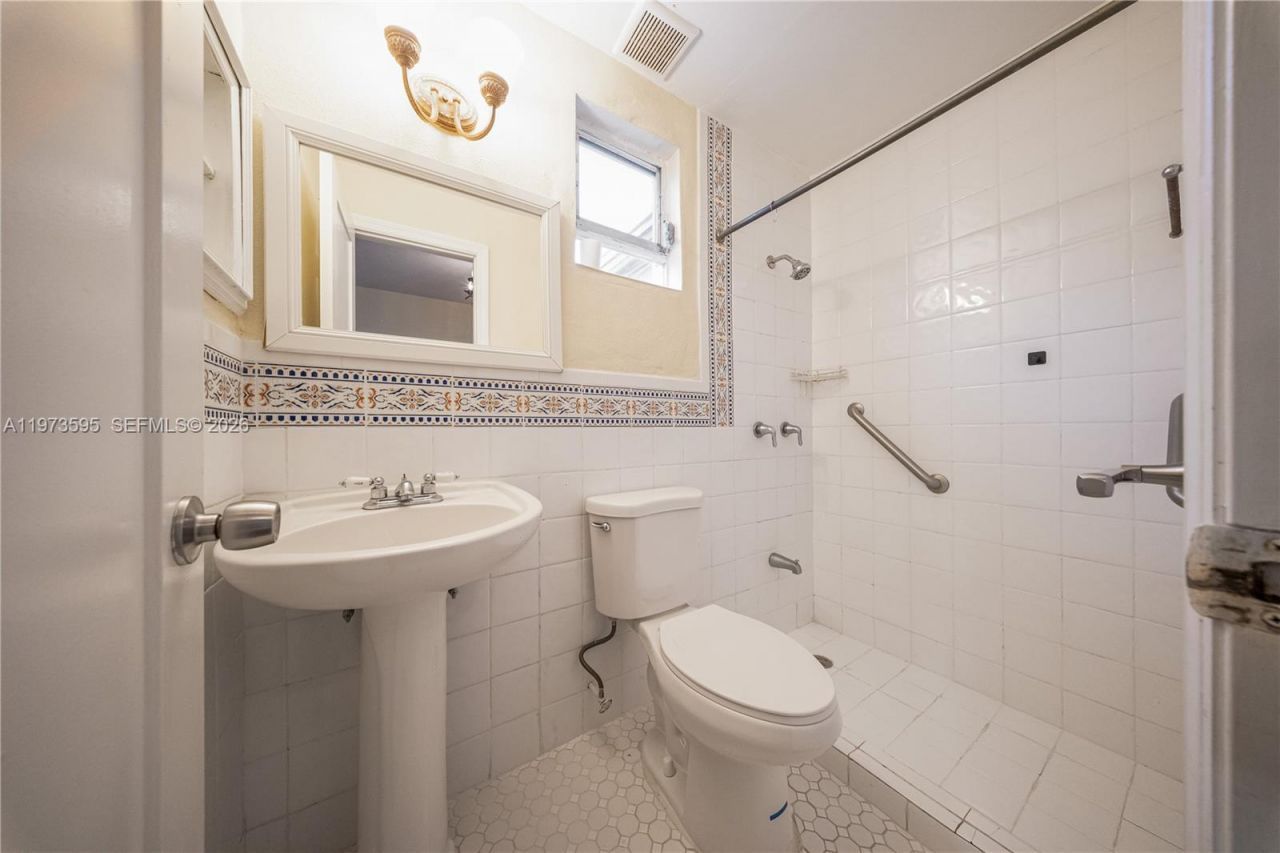 2725 SW 82nd Ave, Miami, FL 33155 Photo