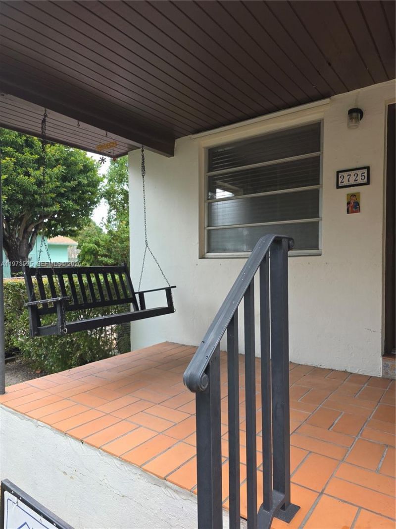 2725 SW 82nd Ave, Miami, FL 33155 Photo