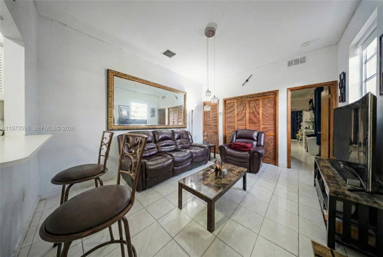 2725 SW 82nd Ave, Miami, FL 33155 Photo