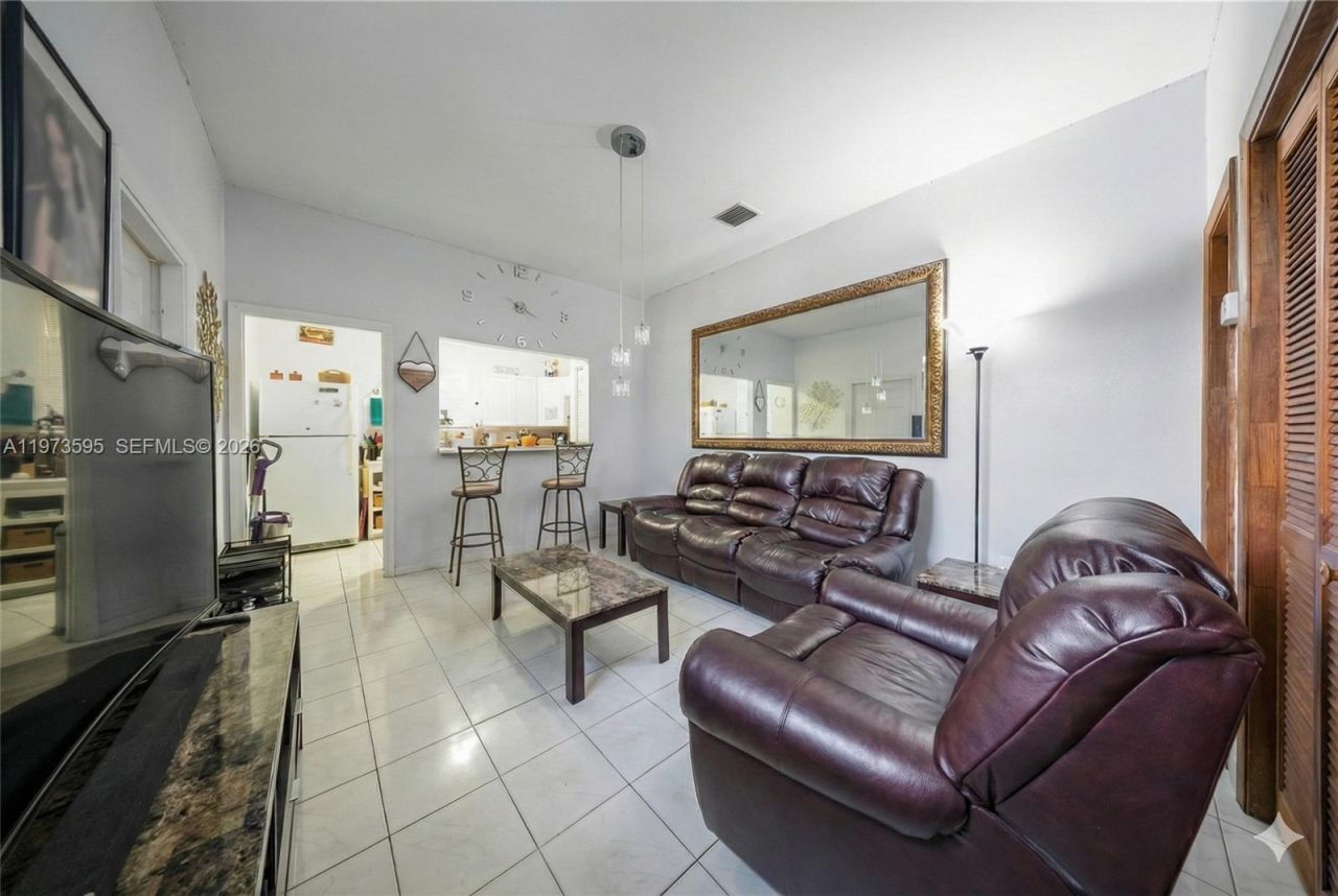 2725 SW 82nd Ave, Miami, FL 33155 Photo