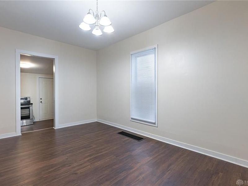 1517 Chapel Street, Unit 1521, Dayton, OH 45404 Photo 6