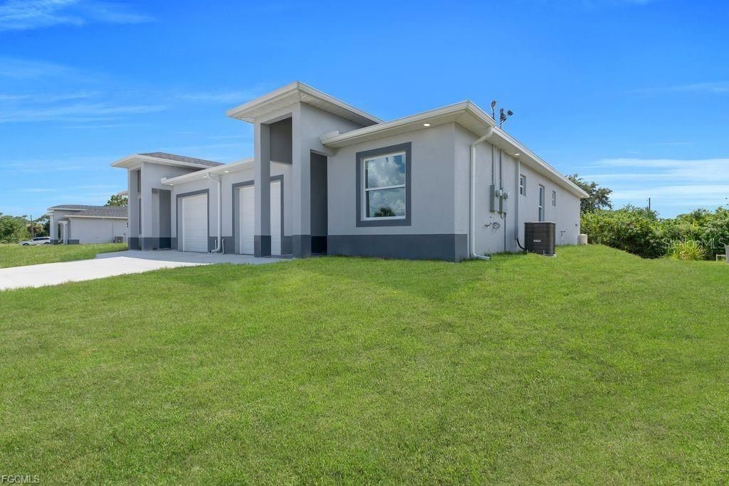 225/227 Homer Avenue S, Lehigh Acres, FL 33973 Photo